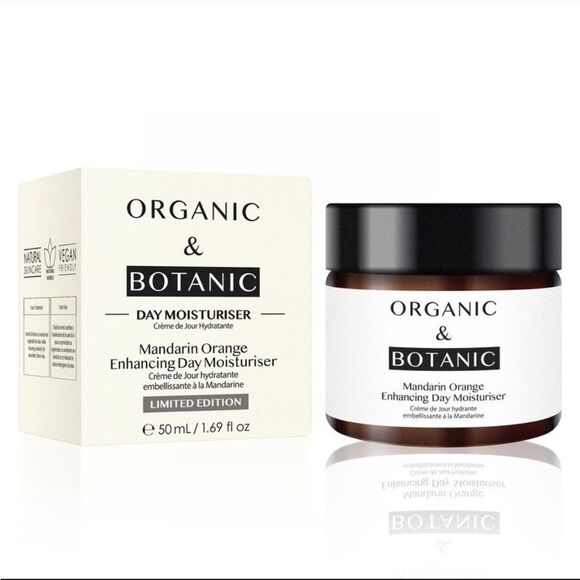 Dr Botanicals Organic & Botanic Mandarin Orange
Enhancing Day Moisturizer - Picture 5 of 16